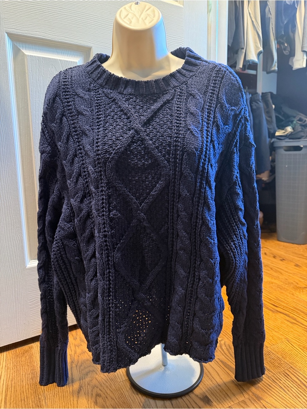 L.A. Hearts navy  Cable Knit Pullover Sweater